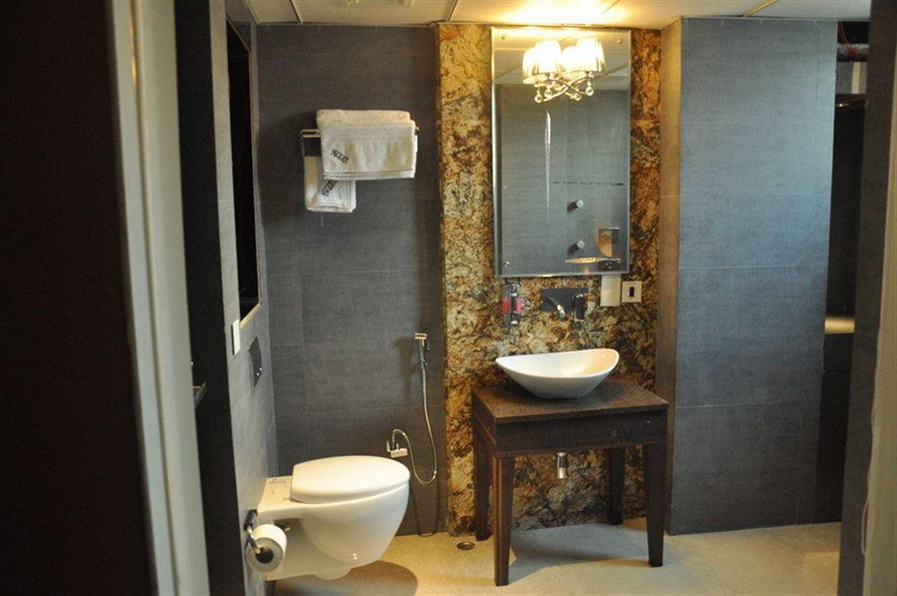Hotel Uppal International, Near New Delhi Railway Station New Delhi