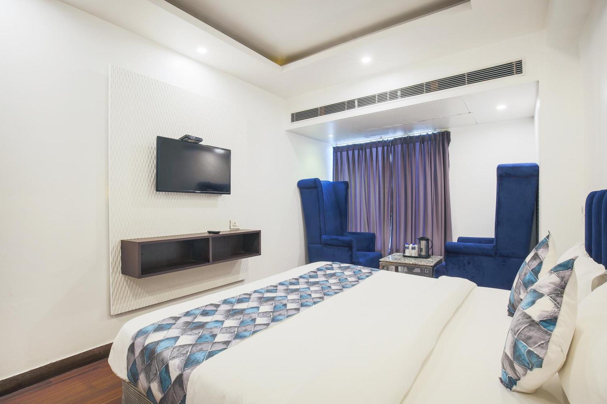 Hotel Uppal International, Near New Delhi Railway Station Hotel