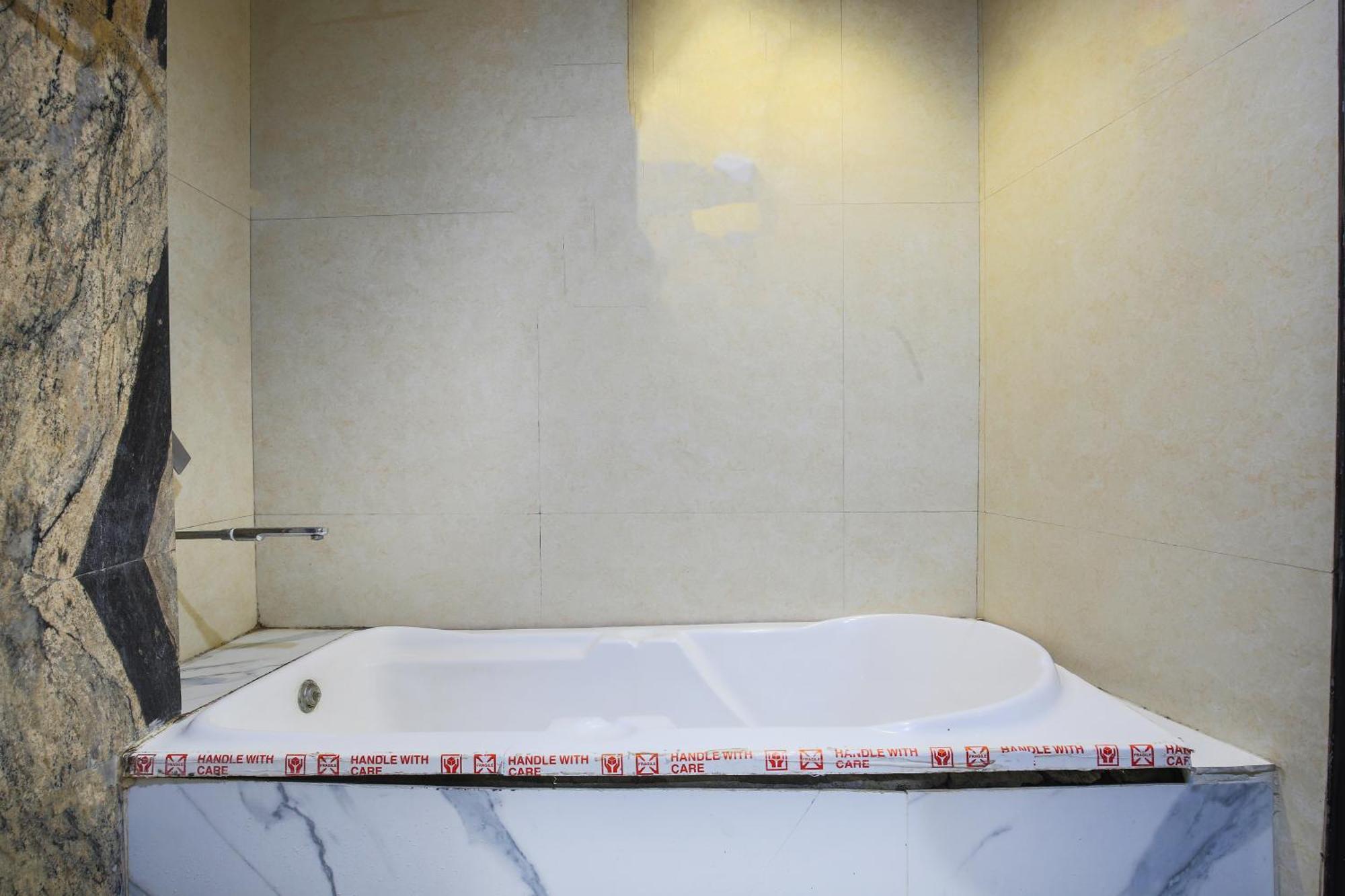 Hotel Hotel Uppal International, Near New Delhi Railway Station