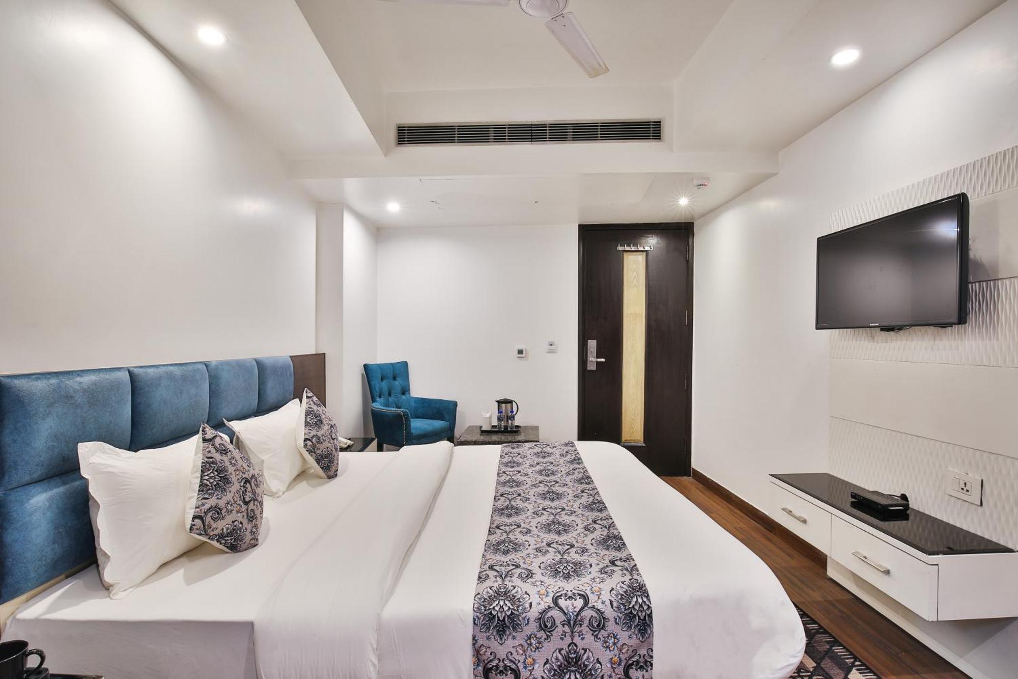 Hotel Hotel Uppal International, Near New Delhi Railway Station 4*