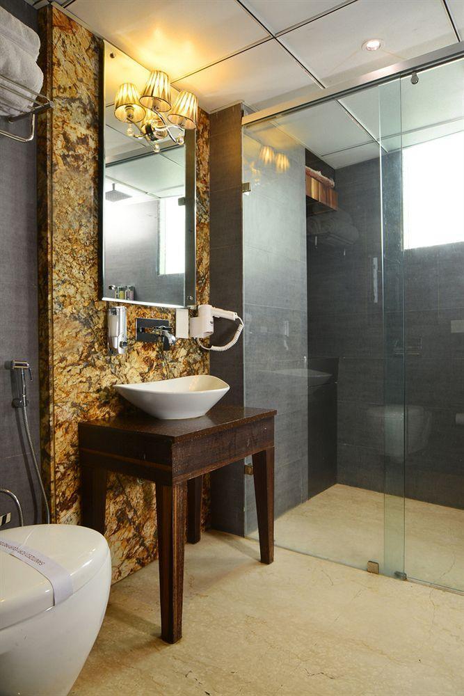 Hotel Uppal International, Near New Delhi Railway Station Hotel