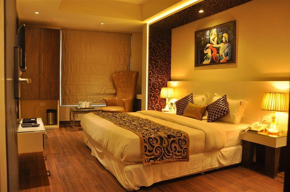 Hotel Hotel Uppal International, Near New Delhi Railway Station 4*